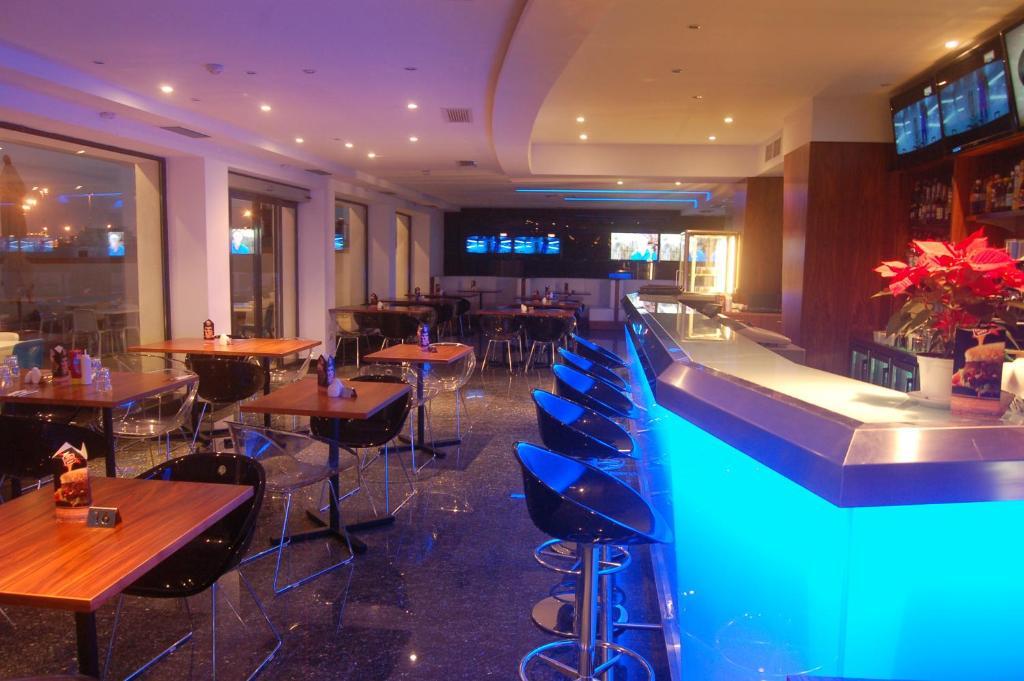 Water'S Edge Hotel Birżebbuġa Exterior foto
